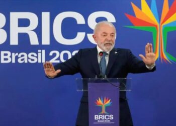 Lula a Trump: El mundo ha cambiado y no quiere un “emperador”