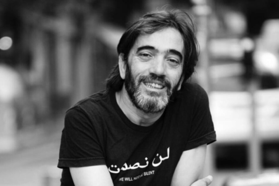 Chico Ocaña presenta en Conil su último trabajo, «Letras pa dar el cante»