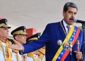 Presidente venezolano ordena ampliar capacidades misilísticas nacionales