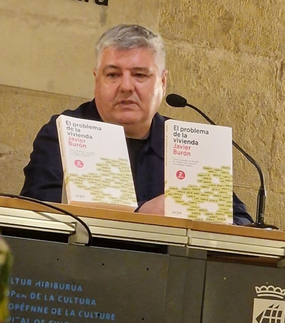“El problema de la vivienda”, de Javier Burón. Una lápida hecha de ladrillo