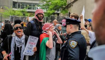 Universidad de Nueva York despide a profesores por apoyo a Palestina