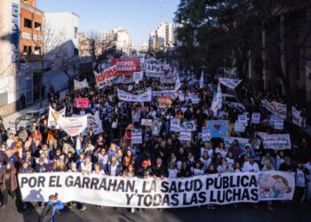 Argentina se movilizó: “el Garrahan es una causa nacional” y la vida de las niñeces también