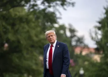 Trump anuncia envío de sistemas Patriot a Ucrania