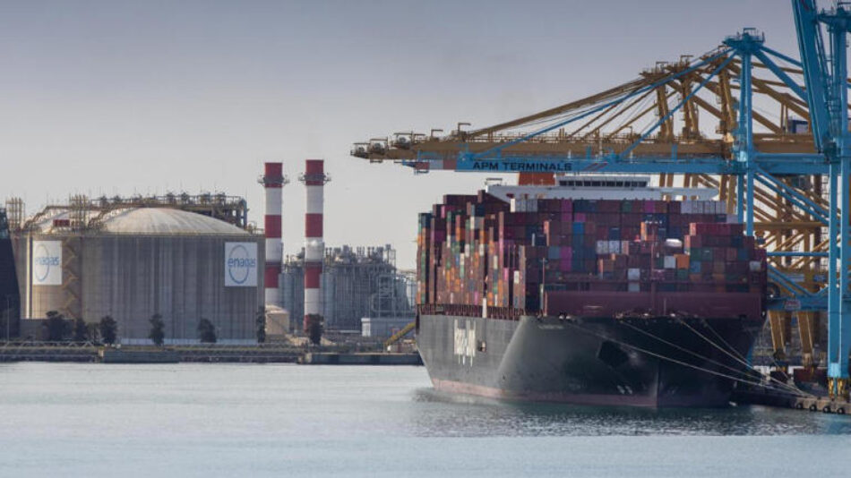 El acero de la empresa Sidenor con destino a Israel continúa en el puerto de Barcelona