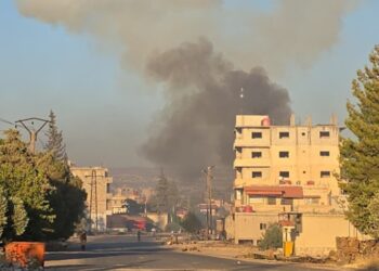 Cazas israelíes bombardean fuerzas del gobierno sirio