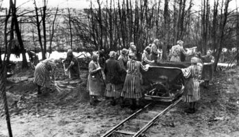 España rinde homenaje a las mujeres españolas deportadas al campo de concentración de Ravensbrück