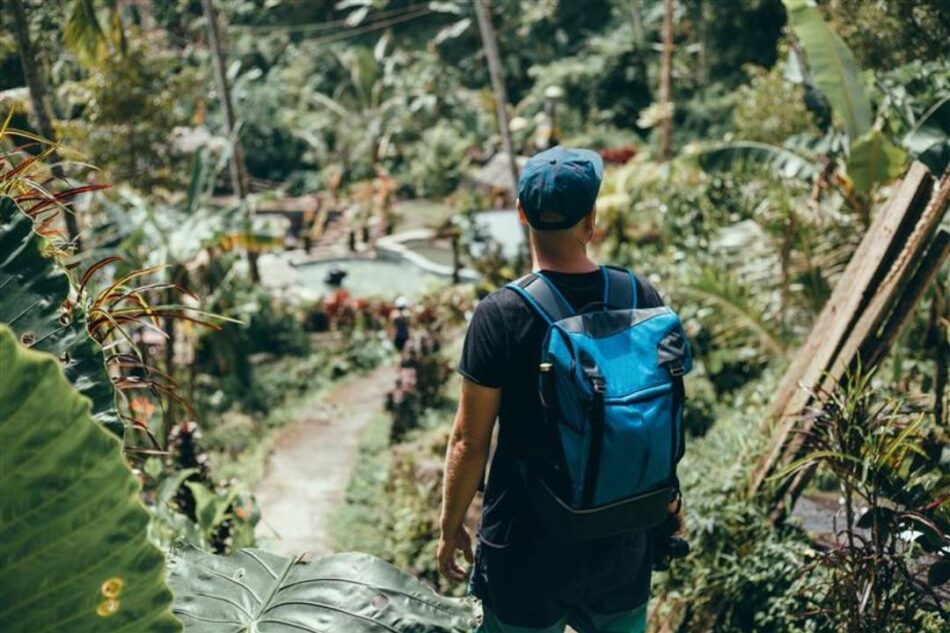 De picaduras a parásitos: guía para evitar infecciones en la piel cuando viajamos