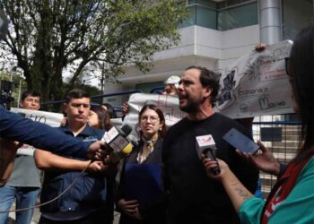 Organizaciones defensoras de los ddhh se movilizan en Ecuador contra la Ley de Inteligencia