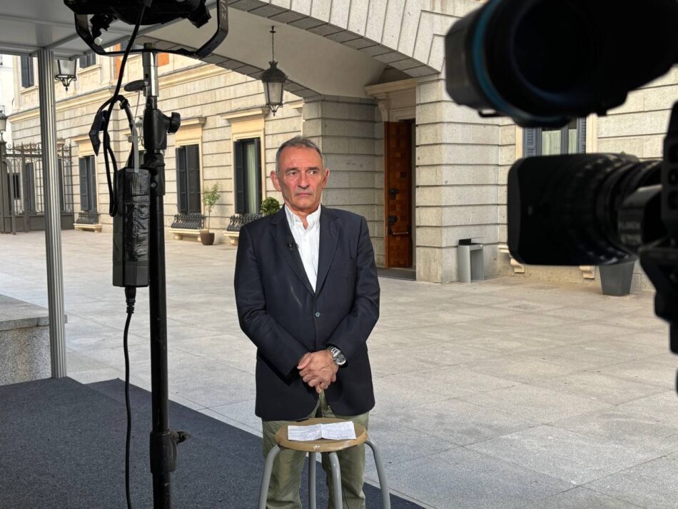 Santiago espera que Sánchez acepte en el Congreso el día 9 muchas de las “medidas concretas que hemos puesto sobre la mesa” entre ellas una Oficina contra la Corrupción
