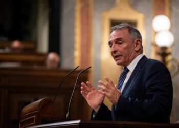 Enrique Santiago reclama a Sánchez en el Pleno que “salgamos de la OTAN” y le recuerda que “la posición de IU y de toda la izquierda plurinacional es clara: ni 5%, ni 2% del PIB para rearme”