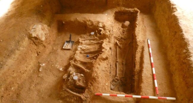 Compromís denuncia la supresión de subvenciones a las exhumaciones de víctimas del franquismo después de que Mazón se comprometiera a su continuidad