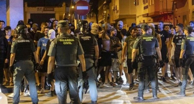 Izquierda Unida formalizó ayer ante la Fiscalía a través de IU-Verdes y PC de la Región de Murcia una denuncia por supuestos delitos de odio, amenazas y desórdenes en Torre Pacheco