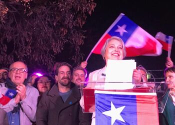 La candidata comunista Jeannette Jara llama a la unidad tras ganar primarias en Chile
