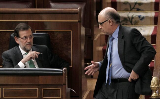 La Agrupación de Periodistas de UGT denuncia el uso indebido de la Agencia Tributaria para intimidar y amenazar a periodistas por parte del entonces ministro Cristóbal Montoro