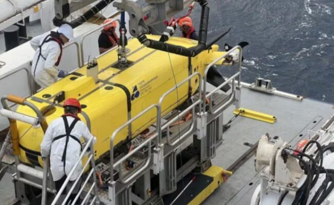 Alianza Verde y Podemos piden al gobierno que se responsabilice de las investigaciones sobre los desechos nucleares frente a la costa gallega y critican la respuesta del CSN, al que urgen a dar explicaciones en el Congreso