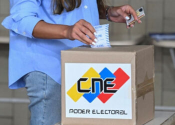 Venezolanos votan por alcaldes y concejales en elecciones municipales