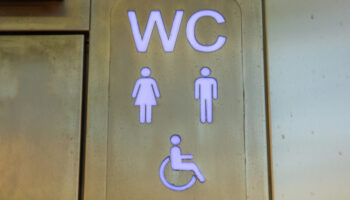BComú força al Govern a instal·lar 150 lavabos públics i accessibles distribuïts equitativament per Barcelona