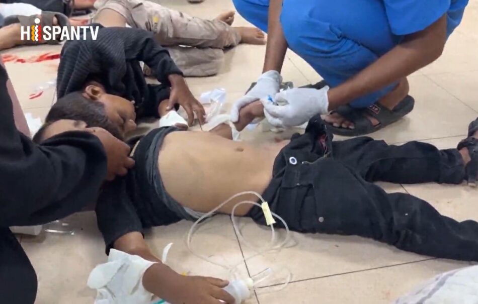 Israel asesina a diez niños palestinos en una fila para recibir comida en Gaza