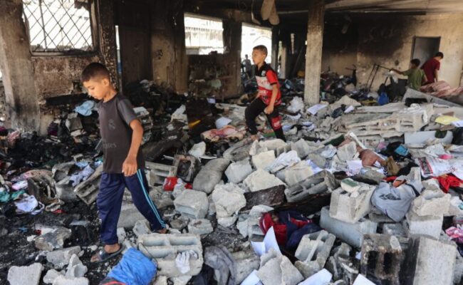 Casi 10.000 niños palestinos carecen de registro de nacimiento en la Franja de Gaza