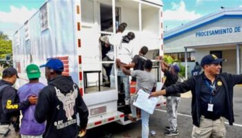 Continúa la deportación de haitianos desde la República Dominicana