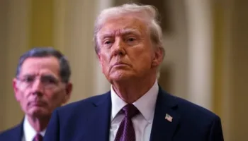 Tras imposiciones arbitrarias de aranceles, Trump anuncia acuerdo comercial con China