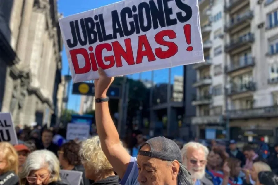 Manifestaciones de jubilados continúan en Argentina