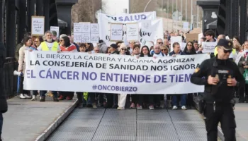 El PCE de El Bierzo pide a Mañueco que haga caso a su compañero Borja Sémper y cumpla sus compromisos con la atención oncológica en la comarca