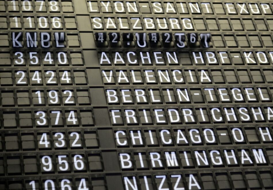 El Ministerio de Consumo abre expediente sancionador a otra de las aerolíneas denunciadas por FACUA por el recargo del equipaje de mano