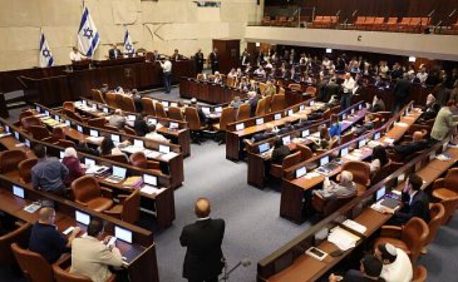 El Gobierno de coalición condena la resolución de la Knesset israelí sobre los Territorios Palestinos Ocupados, en la que pide la anexión de Cisjordania