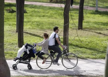 «Mucho ruido y pocas nueces»: Sobre la ampliación del “permiso” por nacimiento, adopción o acogimiento o cuidado del menor a 19 semanas