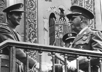 Exigen al Gobierno que en la nueva Ley de Secretos Oficiales no restringa la desclasificación de documentos de la dictadura relativos a la Iglesia Católica y a Juan Carlos de Borbón