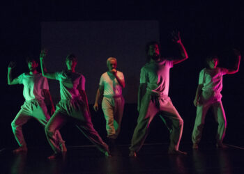 Siete ciudades acogen este otoño ‘Contención mecánica’, la obra de Teatro de los Invisibles que denuncia la violencia psiquiátrica