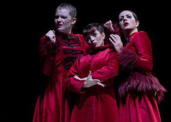 Otro teatro latino es posible: artistas de Chile y Uruguay desembarcan en julio en Teatro del Barrio de la mano de la compañía Zudamerikan Theatre