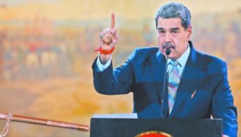 Venezuela activará millones de milicianos ante despliegue militar de EEUU