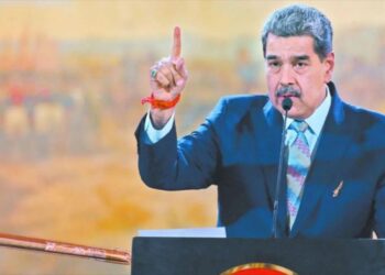 Venezuela activará millones de milicianos ante despliegue militar de EEUU