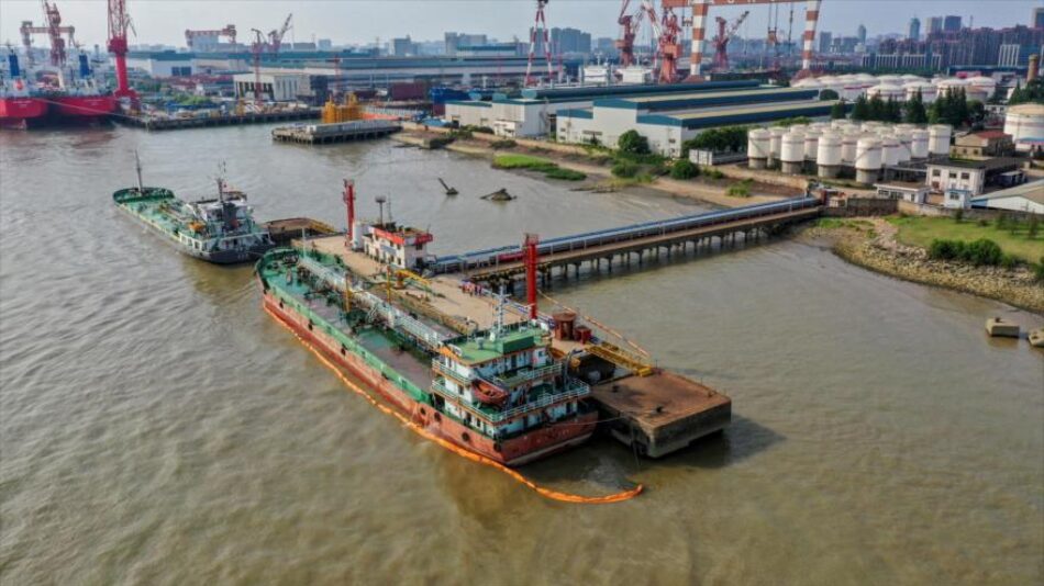 China desafía a EEUU y se niega a parar compra de petróleo a Rusia e Irán