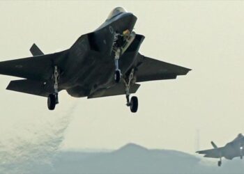 Gobierno español opta por cazas europeos y descarta los F-35 estadounidenses