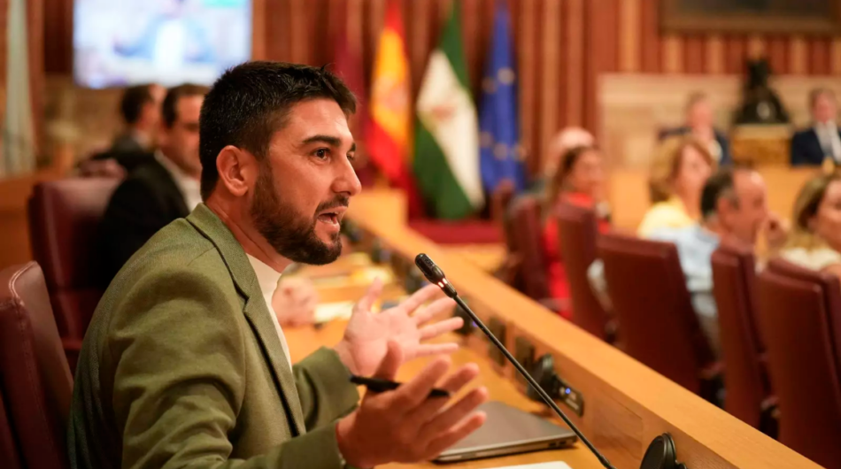 IU denuncia la falta de compromiso del Ayuntamiento de Sevilla con la protección del personal de Servicios Sociales