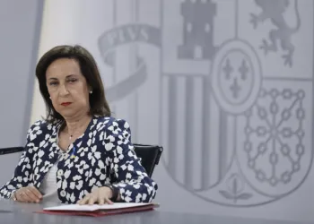 Acusan a la ministra de Defensa, Margarita Robles, de prevaricación administrativa, por incumplir la Ley de Memoria Democrática