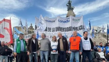 Argentina: Docentes universitarios convocan a paro nacional por mejores salarios y presupuestos