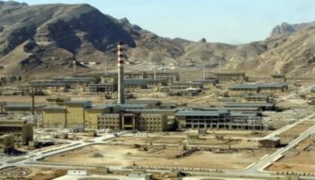 Equipo de AIEA abordará suspensión de cooperación con Irán