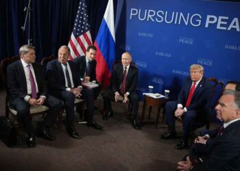 Putin y Trump tratan la guerra de Ucrania en Alaska