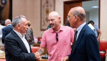 Enrique Santiago denuncia que el PP usa “su ‘brigada jurisdiccional y mediática’ para atacar a los fiscales