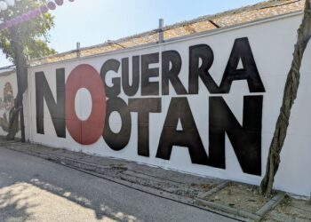 El PCA Málaga denuncia la “censura” del PP en la Feria de Málaga por obligar a borrar un mural pacifista en su caseta ‘Los Claveles-Rincón Cubano’