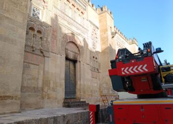 Incendio en la Mezquita de Córdoba debería reabrir el debate sobre la titularidad y gestión del monumento Patrimonio de la Humanidad