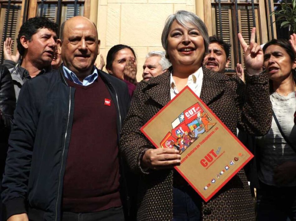 El principal sindicato de Chile transmite su apoyo a la candidata presidencial Jeannette Jara
