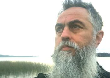 Chile. Julio Cortés: «No es necesario que Boric adhiera a Mussolini para gobernar usando herramientas propias del fascismo jurídico»