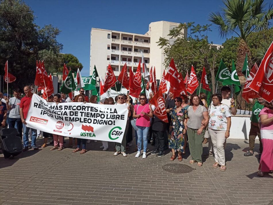 IU y Podemos exigen salvar la Residencia de Aguadulce en Roquetas de Mar con un plan social