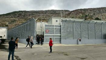 La justicia europea da un nuevo revés a las políticas migratorias de Meloni