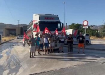 TRAGSA convoca reunión urgente para abordar la no subrogación de la plantilla del transporte de agua potable desde Antequera al Valle de Abdalajis